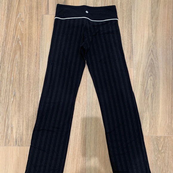 Lululemon Striped Black and White Leggings - Picture 1 of 3